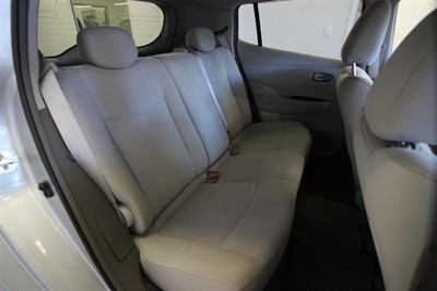 2011 Nissan Leaf - Thumbnail