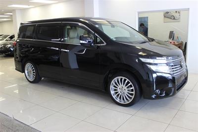 2014 Nissan Elgrand - Thumbnail