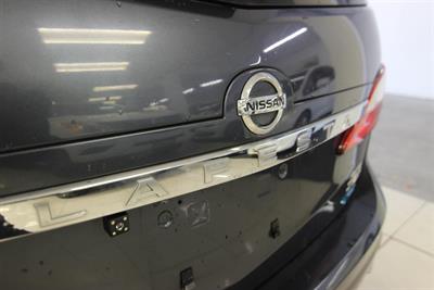 2011 Nissan LAFESTA - Thumbnail