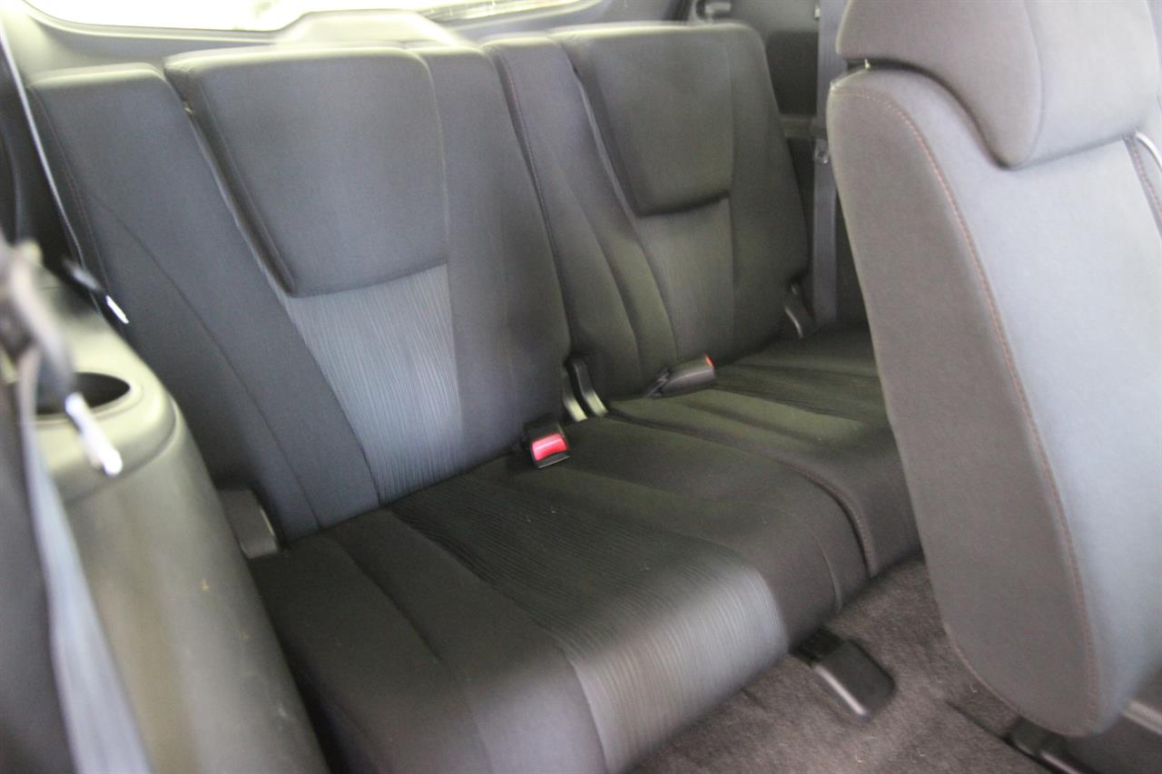 2011 Nissan LAFESTA