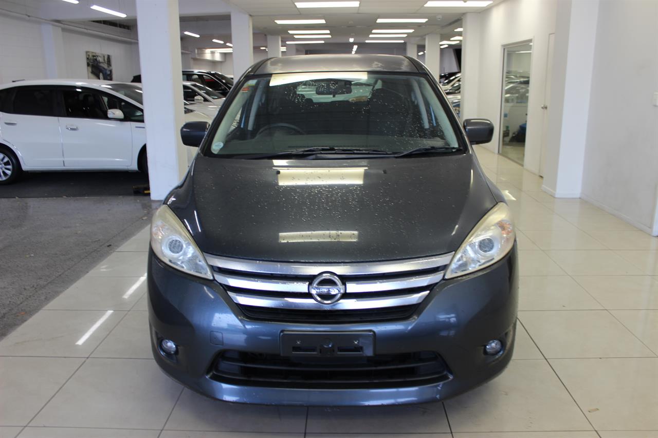 2011 Nissan LAFESTA