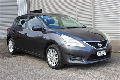 2015 Nissan Pulsar - Thumbnail