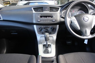 2015 Nissan Pulsar - Thumbnail