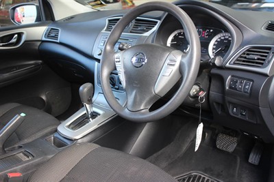 2015 Nissan Pulsar - Thumbnail