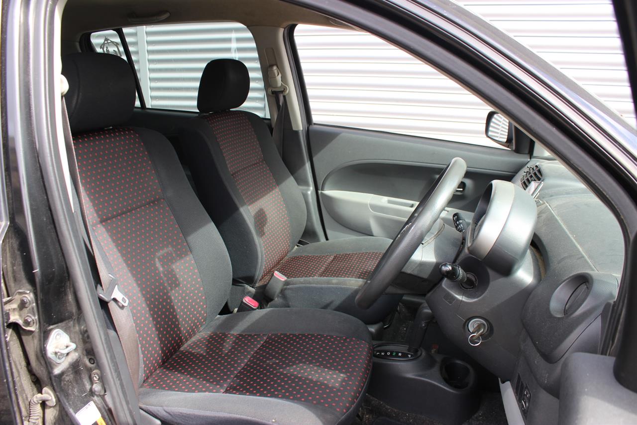 2008 Daihatsu Sirion