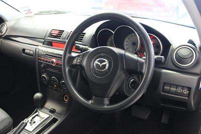 2009 Mazda Axela - Thumbnail