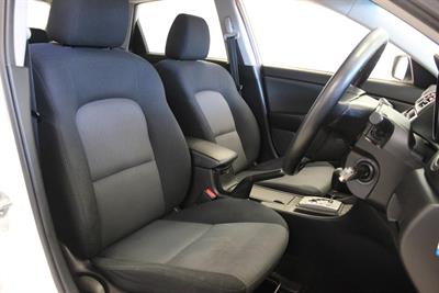 2009 Mazda Axela - Thumbnail