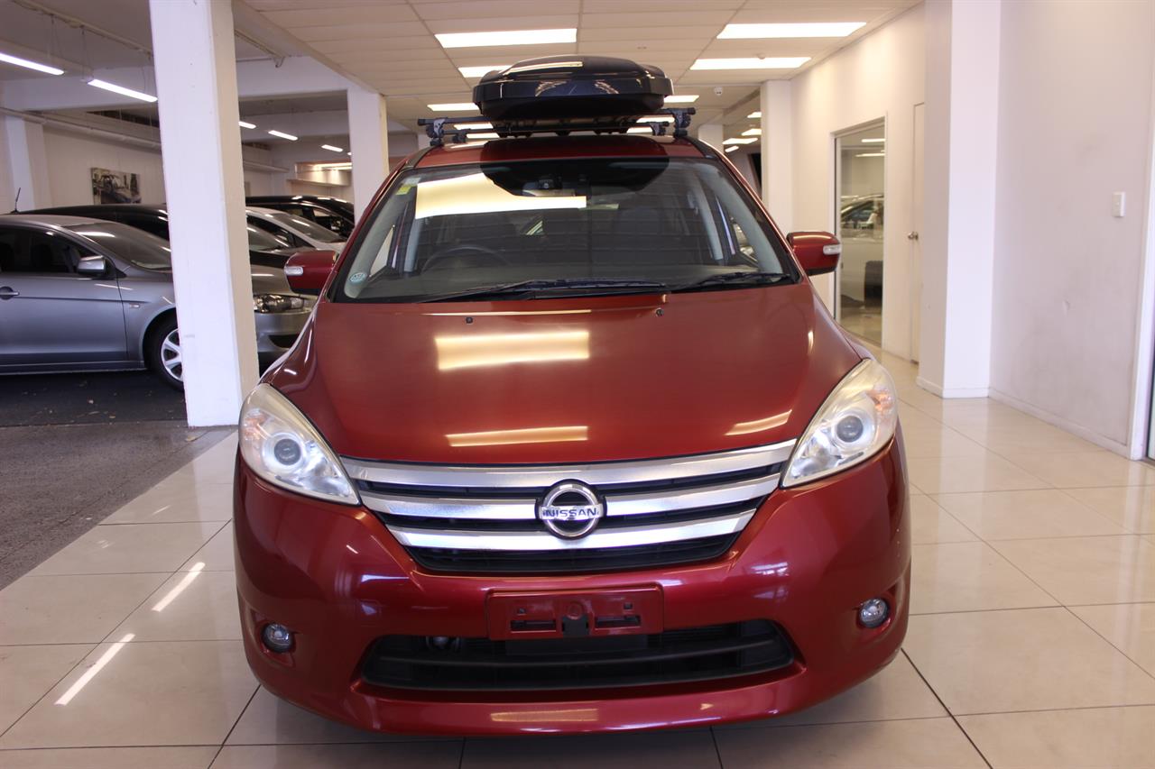 2013 Nissan LAFESTA