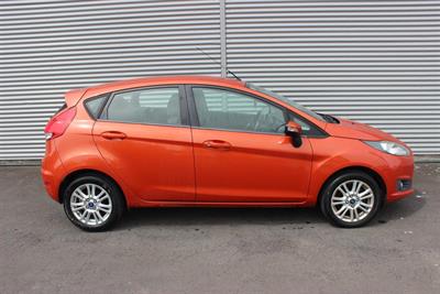 2015 Ford Fiesta - Thumbnail