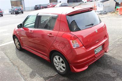2009 Suzuki Swift - Thumbnail