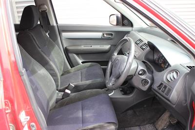 2009 Suzuki Swift - Thumbnail