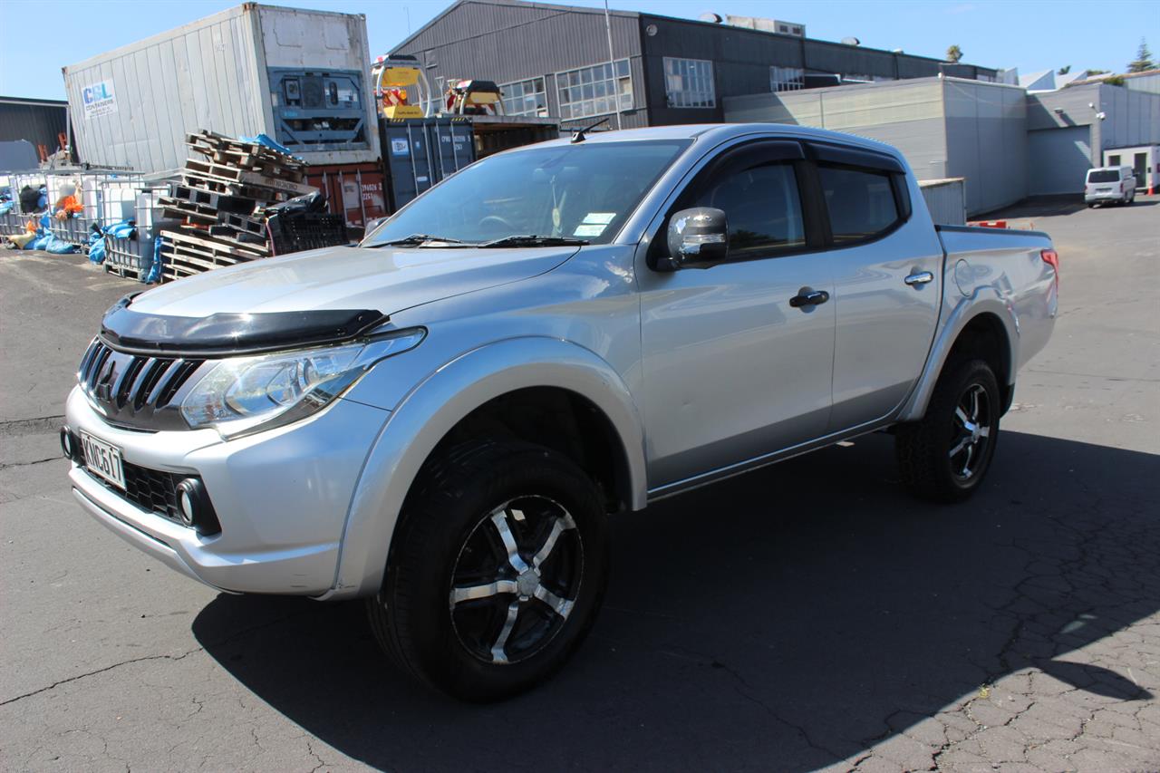 2017 Mitsubishi Triton