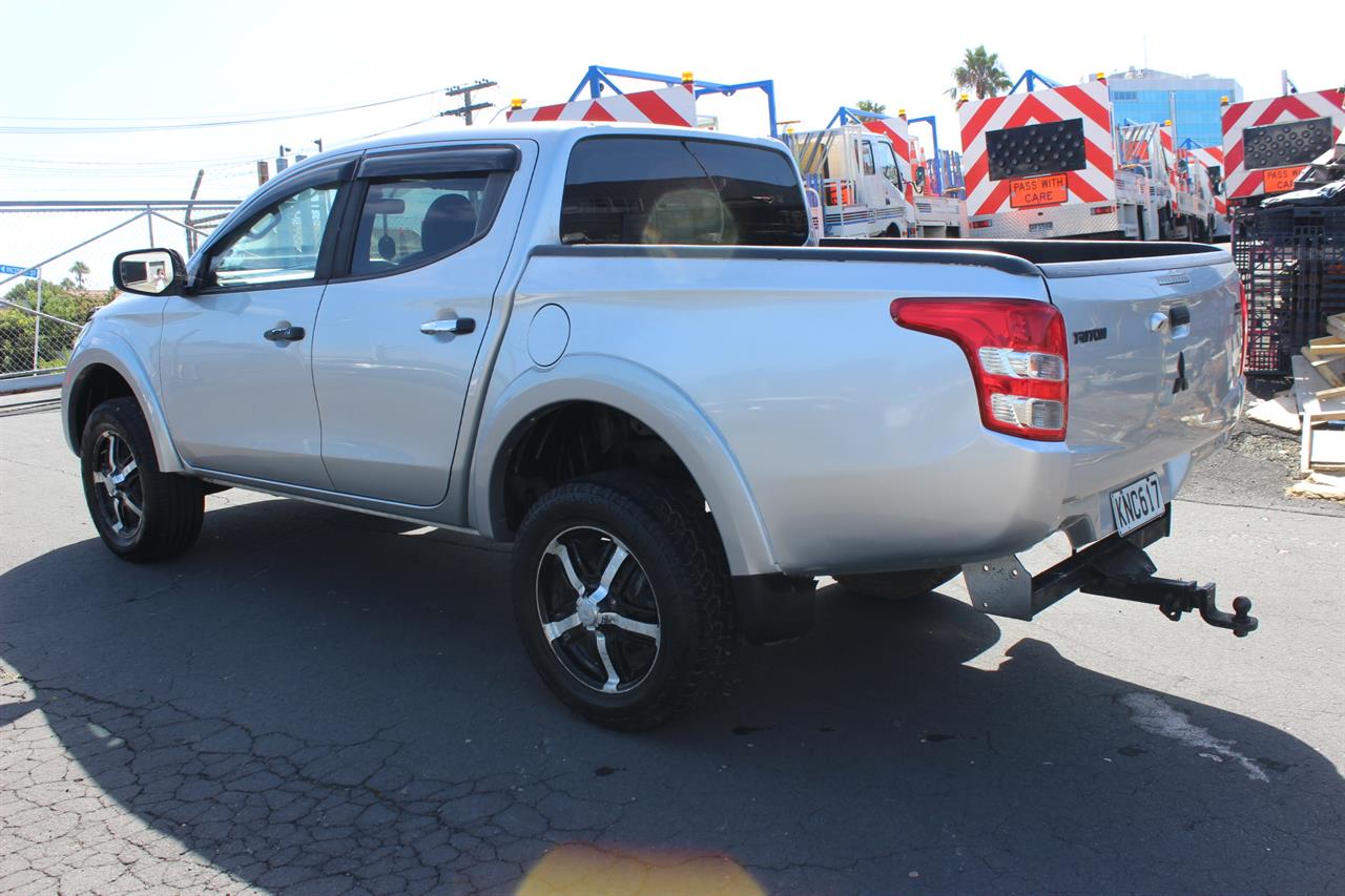 2017 Mitsubishi Triton