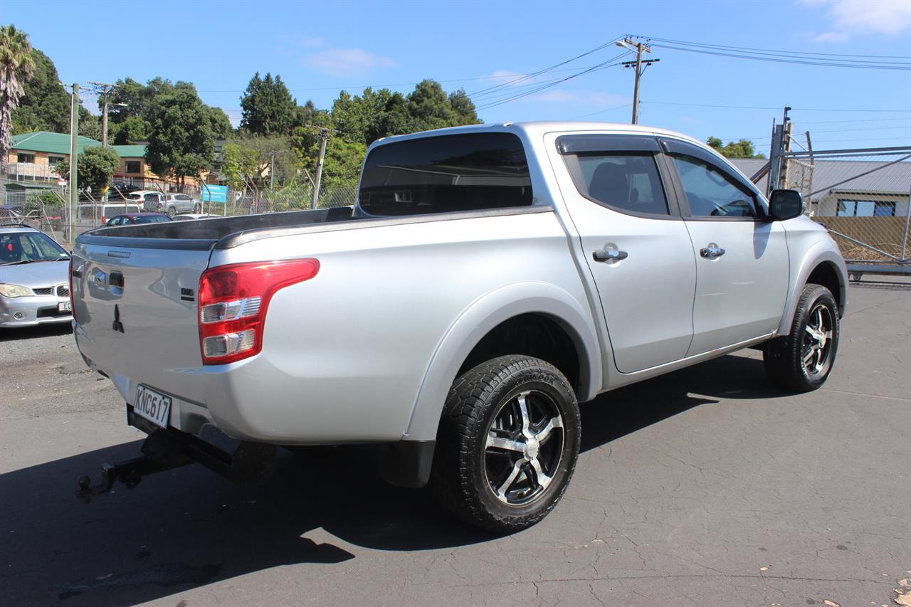 2017 Mitsubishi Triton