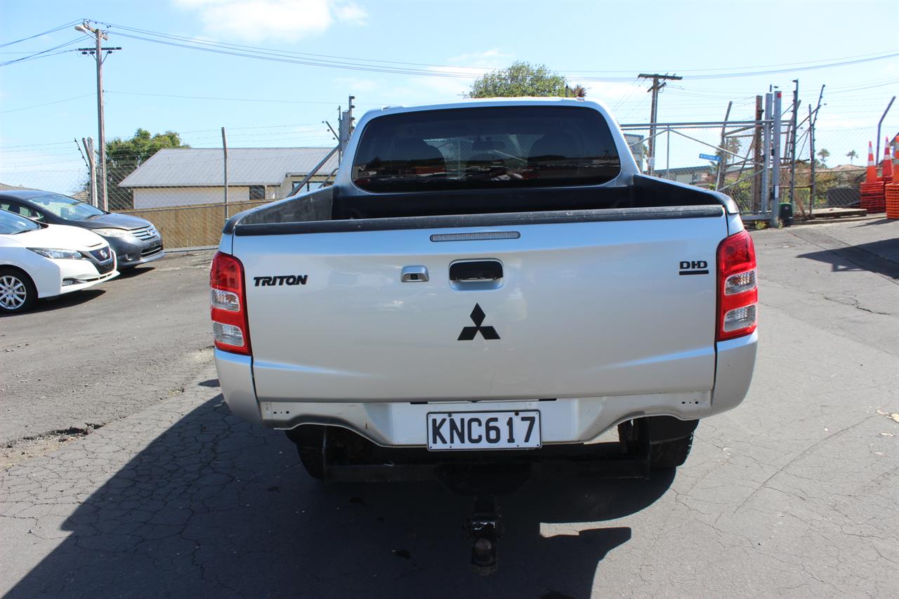 2017 Mitsubishi Triton
