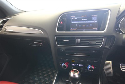 2016 Audi SQ5 - Thumbnail