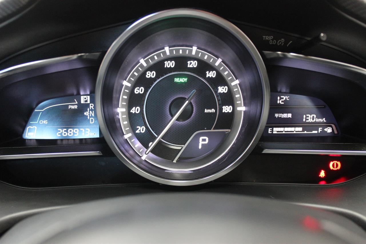 2013 Mazda Axela