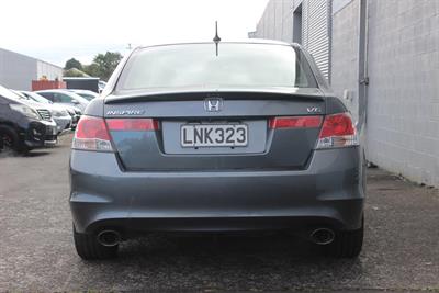 2010 Honda Inspire - Thumbnail