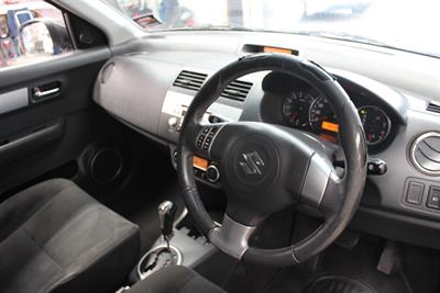2009 Suzuki Swift - Thumbnail